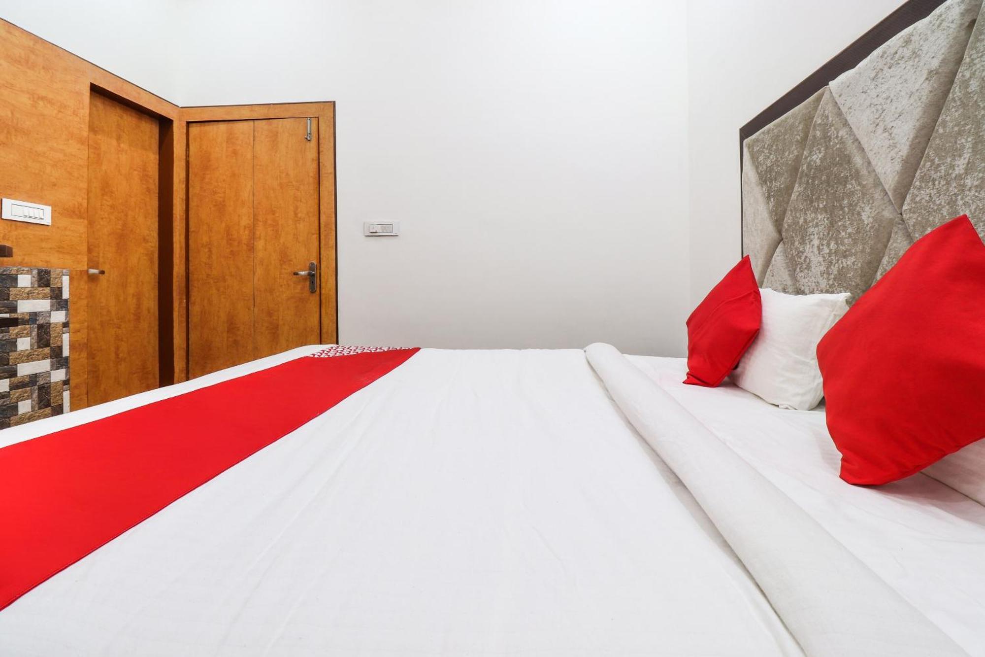 Hotel O Taj Royal Tājganj Εξωτερικό φωτογραφία